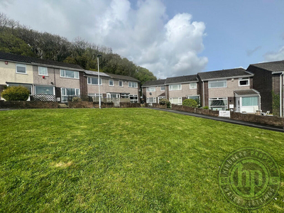 3 bedroom end of terrace house for sale in Bircham View, Plymouth, PL6