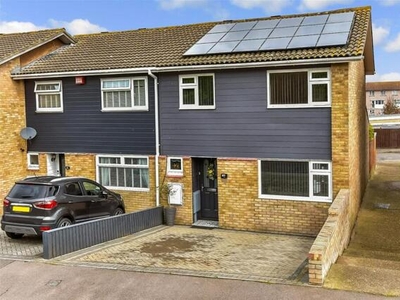 3 Bedroom End Of Terrace House For Sale In Gravesend