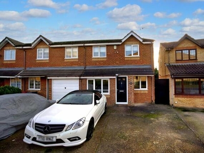 3 Bedroom End Of Terrace House For Sale In Slough