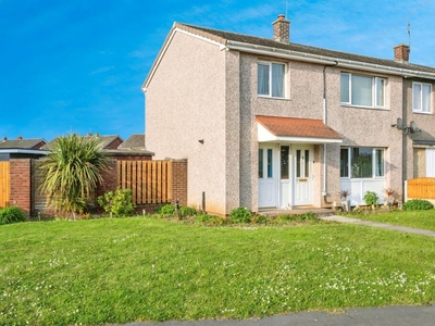 3 bedroom end of terrace house for sale in Windermere Crescent, Kirk Sandall, Doncaster, DN3