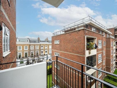 3 Bedroom Flat For Rent In Chelsea, London