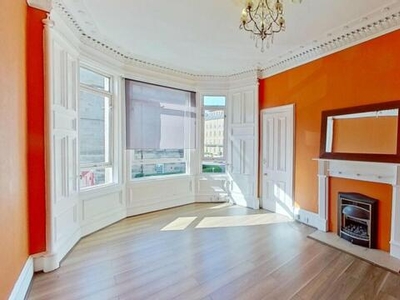 3 Bedroom Flat For Rent In Edinburgh, Midlothian