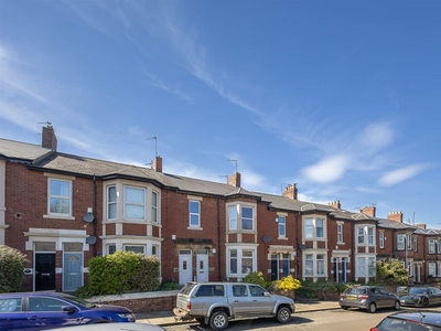 3 bedroom flat for sale in Audley Road, South Gosforth, Newcastle upon Tyne, NE3