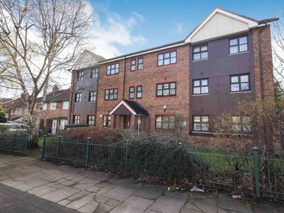 3 bedroom flat for sale in Riddfield Road, BIRMINGHAM, B36