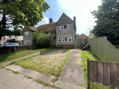 3 bedroom house for rent in Foxhall Road, Ipswich, Suffolk, IP3