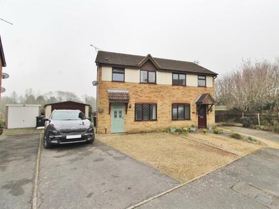 3 Bedroom House Ropsley Ropsley