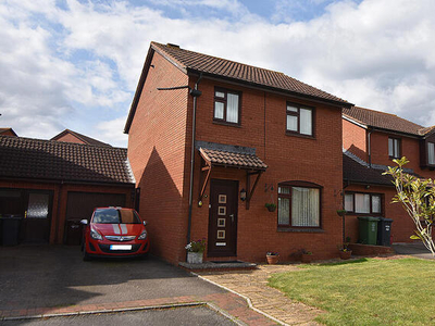 3 Bedroom Link Detached House For Sale In Pinwood Meadow, Exeter