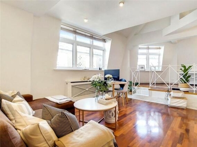 3 Bedroom Penthouse For Sale In London
