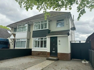 3 bedroom semi-detached house for rent in Coalville Road, Sholing, Southampton, SO19