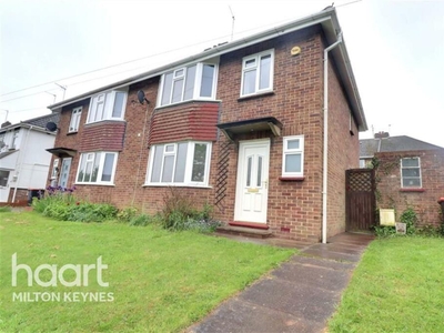 3 bedroom semi-detached house for rent in Pinewood Drive, Bletchley, MK2