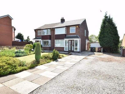 3 Bedroom Semi-detached House For Rent In Westhoughton