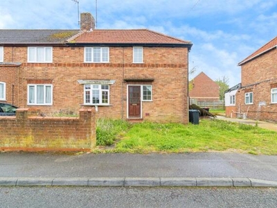 3 Bedroom Semi-detached House For Sale In Bletchley