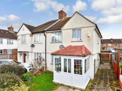 3 Bedroom Semi-detached House For Sale In Croydon