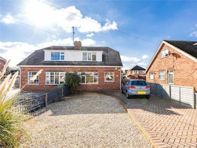 3 Bedroom Semi-detached House For Sale In Grimsby, Lincolnshire