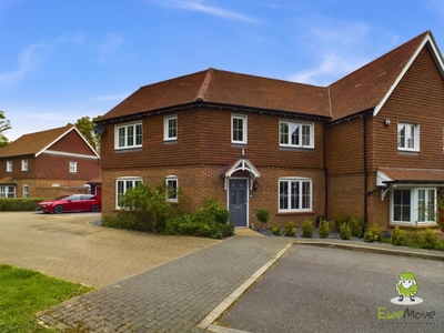 3 bedroom semi-detached house for sale in Lattimo Walk, Chineham, Basingstoke, Hampshire, RG24