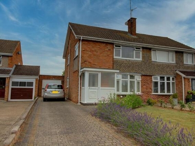 3 Bedroom Semi-detached House For Sale In Leicester Forest East