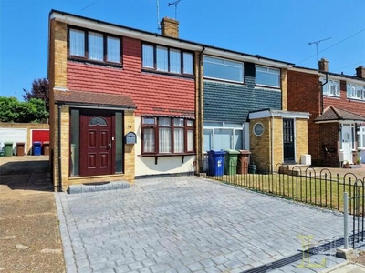 3 Bedroom Semi-detached House For Sale In Little Thurrock