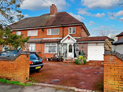 3 Bedroom Semi-detached House For Sale In Werrington, Stoke-on-trent