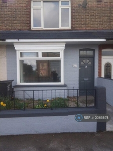 3 bedroom terraced house for rent in Newington Road, Ramsgate, CT12