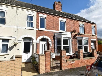 3 Bedroom Terraced House For Rent In Sutton-on-sea