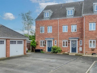 3 Bedroom Terraced House For Sale In Astwood Bank