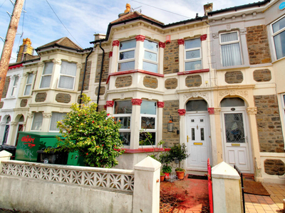 3 bedroom terraced house for sale in Belle Vue Road, Bristol, BS5
