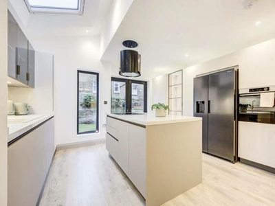 3 Bedroom Terraced House For Sale In Queen's Park, London