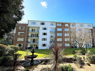 4 bedroom apartment for sale in The Avenue, Branksome Park, BH13