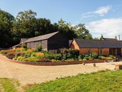 4 Bedroom Barn Conversion For Sale In Calne, Wiltshire