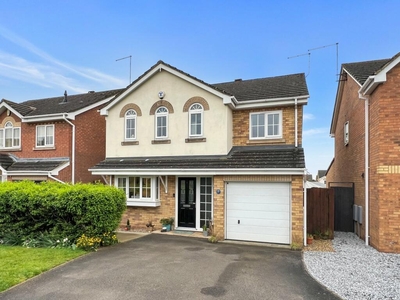 4 bedroom detached house for sale in Breezehill, Wootton, Northampton, NN4