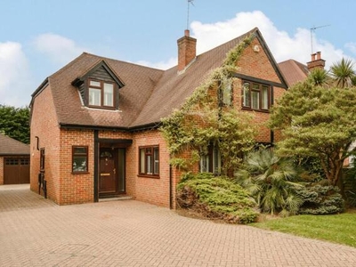 4 Bedroom Detached House For Sale In Claygate
