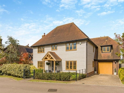 4 bedroom detached house for sale in Elegant Family Home, Semi-Rural Ditton, ME20