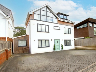 4 bedroom detached house for sale in Excelsior Road, Poole, BH14