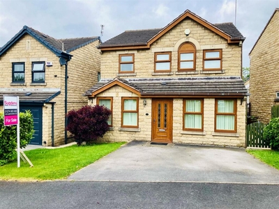 4 bedroom detached house for sale in Goosedale Court, Tong BD4