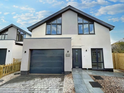 4 bedroom detached house for sale in South Western Crescent, Whitecliff, Poole, Dorset, BH14