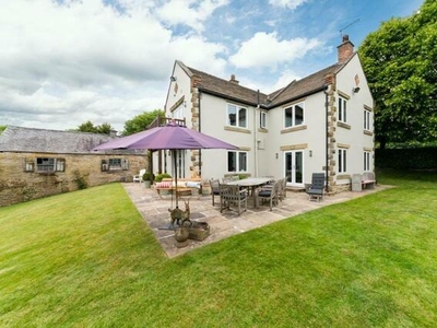 4 Bedroom Detached House For Sale In Thorpe Hesley