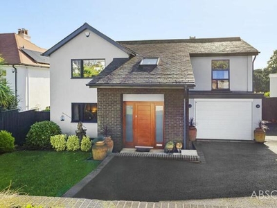 4 Bedroom Detached House For Sale In Torquay