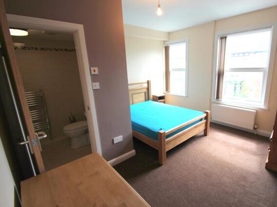 4 Bedroom End Of Terrace House For Rent In Hyde Park