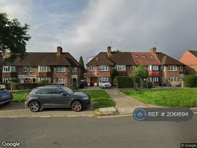 4 Bedroom End Of Terrace House For Rent In Isleworth
