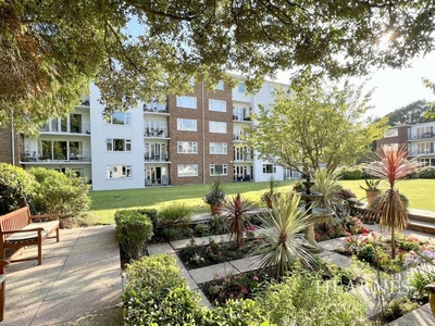 4 bedroom flat for sale in 18 -20 The Avenue, Branksome Park, Poole, BH13