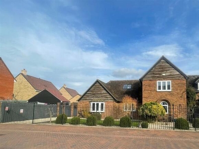 4 Bedroom House Clifton Central Bedfordshire