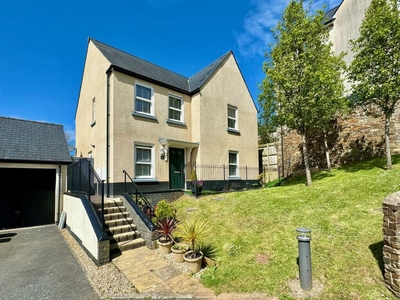 4 bedroom house for sale in Brixton, Plymouth, PL8
