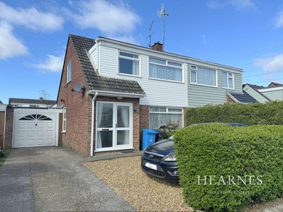 4 bedroom semi-detached house for sale in Warburton Road, Canford Heath , Poole, BH17