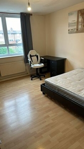 4 bedroom house share to rent London, SE17 2ST