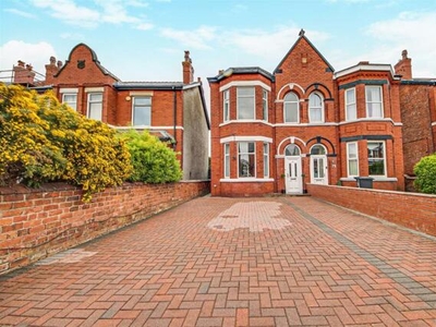 4 Bedroom Semi-detached House For Rent In Birkdale