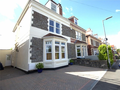 4 bedroom semi-detached house for sale in Brynland Avenue, Bristol, BS7
