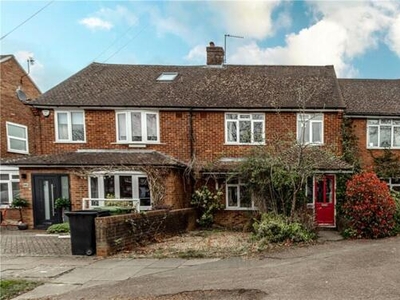 4 Bedroom Semi-detached House For Sale In St. Albans