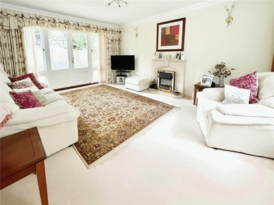 4 bedroom terraced house for sale in The Avenue, Branksome Park, Dorset, BH13