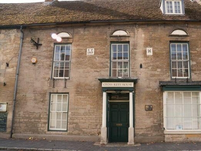 4 Bedroom Town House For Rent In Olney, Buckinghamshire