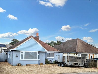 5 bedroom bungalow for sale in Broom Road, Poole, BH12